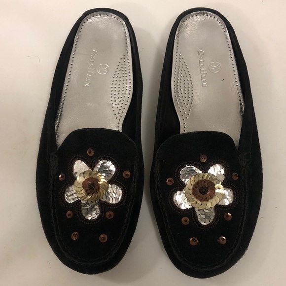 Cole Haan 8.5 Mule Flats Shoe Black Suede Sequin Floral Accent Excellent Conditi - Picture 1 of 10
